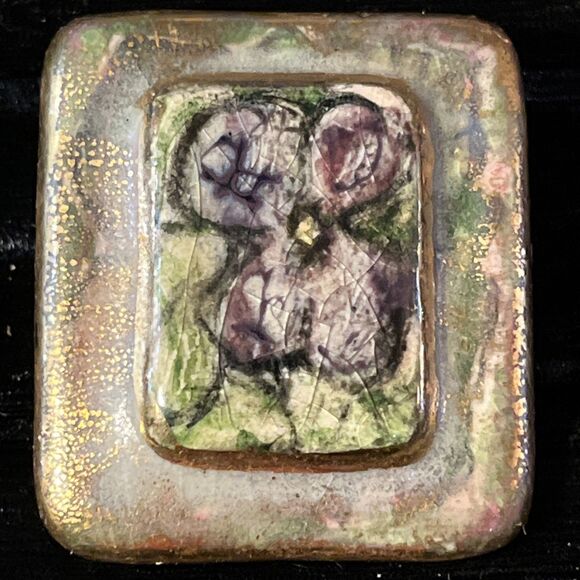 VTG MCM Artisan Made Gilded Ceramic Brooch Pendant Hand Painted Flower Violet - Picture 2 of 4